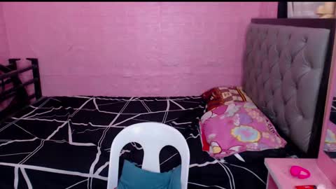 Snapshot of yourdreamisabell chatting on February 24, 2025, 6:04 pm yourdreamisabell online show from February 24, 2025, 6:04 pm