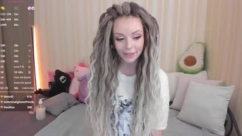 Snapshot of youreyesgazm chatting on February 13, 2025, 11:28 am Mary online show from February 13, 2025, 11:28 am