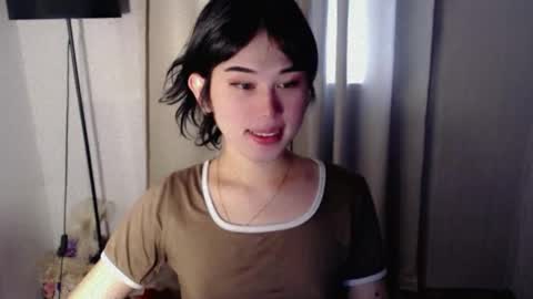 Snapshot of yourfavorateella chatting on September 13, 2025, 2:22 am PrettyElla online show from September 13, 2025, 2:22 am