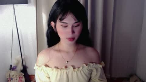 Snapshot of yourfavorateella chatting on September 15, 2025, 9:31 am PrettyElla online show from September 15, 2025, 9:31 am