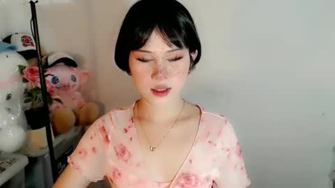 Snapshot of yourfavorateella chatting on October 2, 2025, 1:56 am PrettyElla online show from October 2, 2025, 1:56 am