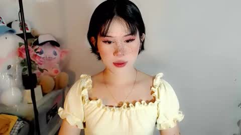 Snapshot of yourfavorateella chatting on October 5, 2025, 2:32 am PrettyElla online show from October 5, 2025, 2:32 am