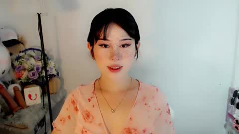 PrettyElla online show from November 20, 2025, 11:15 pm