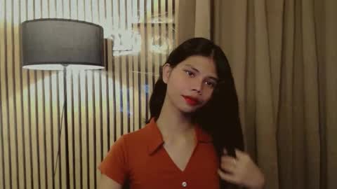 Snapshot of yourfavoratevivian chatting on November 8, 2025, 12:22 am Vivian online show from November 8, 2025, 12:22 am