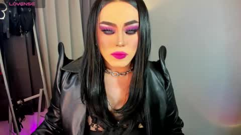Snapshot of yourfiercemistress chatting on September 18, 2025, 10:23 pm not into STINGY and CHEAP people online show from September 18, 2025, 10:23 pm