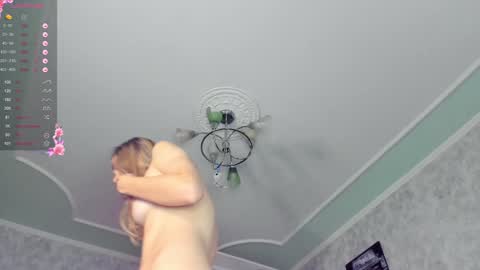 Snapshot of yourgirl_044 chatting on December 20, 2024, 12:16 pm yourgirl_044 online show from December 20, 2024, 12:16 pm