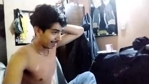 yourgodzeus online show from February 25, 2025, 10:04 am