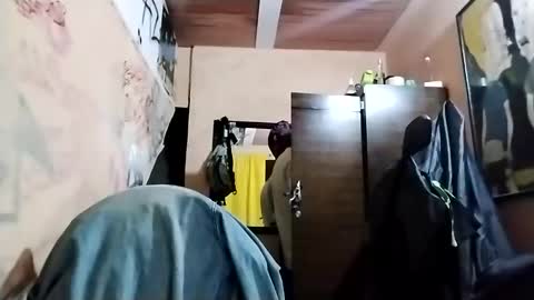 yourgodzeus online show from February 27, 2025, 10:26 am