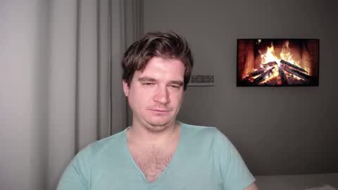 Snapshot of yourhairybuddy chatting on November 2, 2025, 8:11 pm Andrey online show from November 2, 2025, 8:11 pm