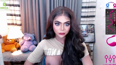 CHARLOTTE online show from November 5, 2025, 4:18 pm