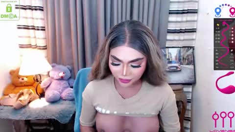 CHARLOTTE online show from November 24, 2025, 10:53 pm