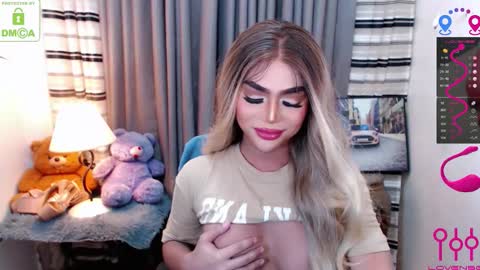 CHARLOTTE online show from November 28, 2025, 6:54 pm