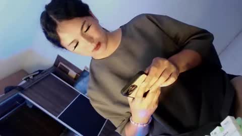Snapshot of yourlovingpearl chatting on September 10, 2025, 11:16 pm PEARL online show from September 10, 2025, 11:16 pm