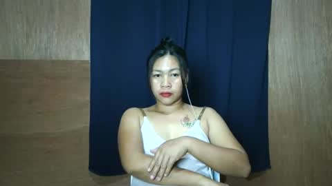 Snapshot of yourmaryflor chatting on December 2, 2025, 11:48 am yourmaryflor online show from December 2, 2025, 11:48 am