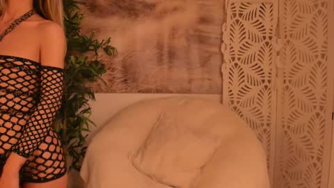 Sarah online show from January 30, 2025, 8:31 pm