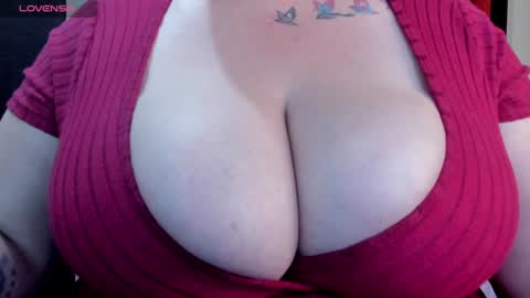 Snapshot of yourmila_ac chatting on January 25, 2025, 7:28 am Milla 3 online show from January 25, 2025, 7:28 am