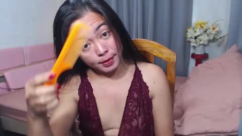 Snapshot of yournewgirldiane chatting on February 28, 2025, 2:20 am BigCockTsMistress online show from February 28, 2025, 2:20 am