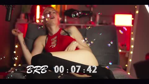                                                      online show from December 6, 2024, 7:54 am