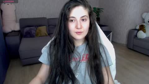 Snapshot of yourr_muse chatting on February 22, 2025, 3:45 am Yourr Muse online show from February 22, 2025, 3:45 am