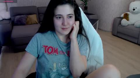 Snapshot of yourr_muse chatting on February 23, 2025, 5:12 am Yourr Muse online show from February 23, 2025, 5:12 am
