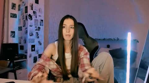 Snapshot of yourrdanceteacher chatting on September 12, 2025, 9:37 pm Eva online show from September 12, 2025, 9:37 pm