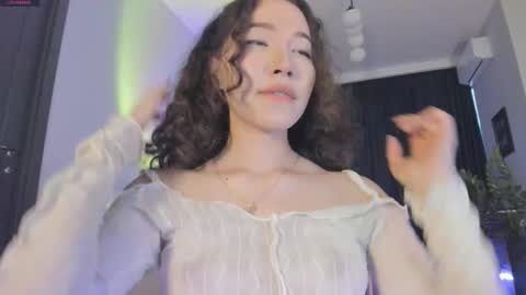 youre meyy online show from September 10, 2025, 7:30 am