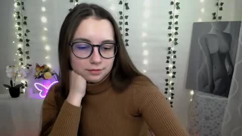 Happy online show from February 28, 2025, 6:43 am