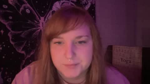 yourthickgingergoddess online show from February 21, 2025, 11:10 pm