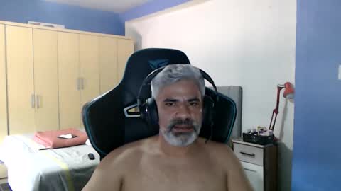 Snapshot of yourtoytoyoumaster3 chatting on November 28, 2025, 2:42 pm yourtoytoyoumaster3 online show from November 28, 2025, 2:42 pm