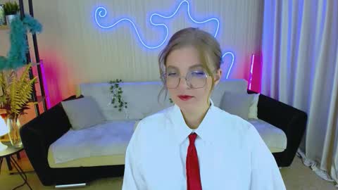 Snapshot of youruniverser chatting on October 13, 2025, 1:44 pm Alice online show from October 13, 2025, 1:44 pm