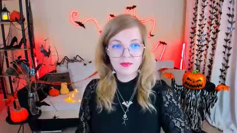 Snapshot of youruniverser chatting on October 23, 2025, 10:58 am Alice online show from October 23, 2025, 10:58 am