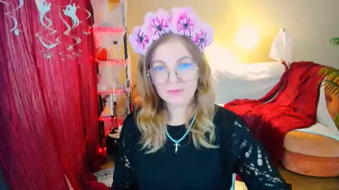 Snapshot of youruniverser chatting on October 27, 2025, 10:41 am Alice online show from October 27, 2025, 10:41 am