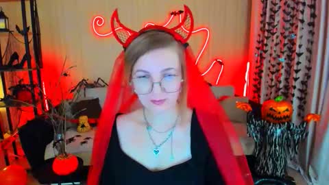 Snapshot of youruniverser chatting on October 28, 2025, 4:27 am Alice online show from October 28, 2025, 4:27 am