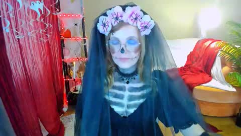 Snapshot of youruniverser chatting on October 31, 2025, 7:31 am Alice online show from October 31, 2025, 7:31 am