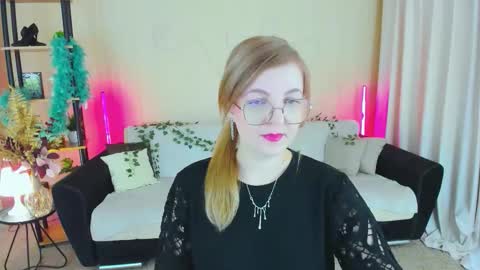 Snapshot of youruniverser chatting on November 29, 2025, 9:23 am Alice online show from November 29, 2025, 9:23 am