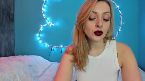 Snapshot of yourvenus00 chatting on February 15, 2025, 10:33 am YourVenus00 -Follow my OF online show from February 15, 2025, 10:33 am