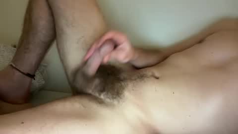 youthfrenchstudent online show from December 15, 2024, 6:59 pm