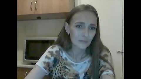 Youur light online show from November 4, 2025, 6:29 pm