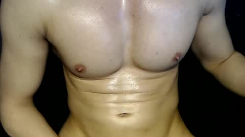 Snapshot of youuungmusclexl chatting on February 7, 2025, 3:30 pm YoungMuscleXL online show from February 7, 2025, 3:30 pm