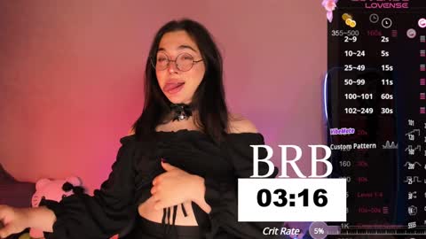 Snapshot of ysabell_viveris chatting on January 5, 2025, 3:02 pm Ysabell online show from January 5, 2025, 3:02 pm