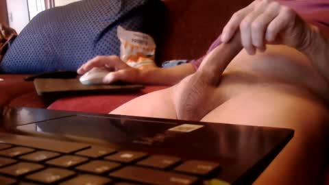 Snapshot of ytsim58 chatting on December 31, 2024, 6:02 pm ytsim58 online show from December 31, 2024, 6:02 pm