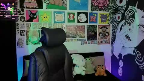    rawr   Anne Independent model      online show from November 19, 2025, 1:16 am