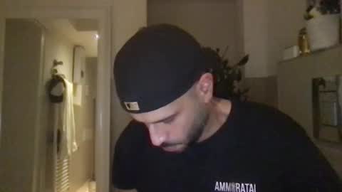 Snapshot of yul53 chatting on September 19, 2025, 4:40 pm yul53 online show from September 19, 2025, 4:40 pm