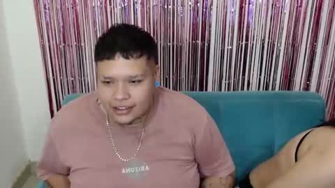 yul and val couple online show from December 1, 2025, 12:59 am