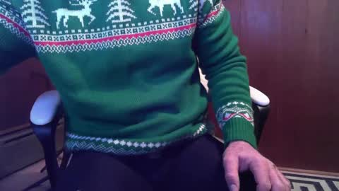 Snapshot of yulanesca chatting on December 16, 2024, 8:31 am Russ online show from December 16, 2024, 8:31 am