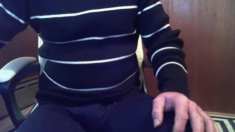 Snapshot of yulanesca chatting on March 1, 2025, 8:53 pm Russ online show from March 1, 2025, 8:53 pm