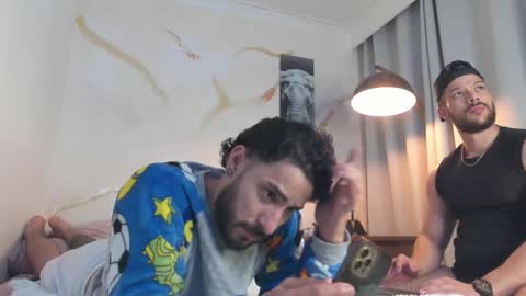 Snapshot of yulianpereira25 chatting on November 9, 2025, 1:04 am yulian 2811 online show from November 9, 2025, 1:04 am