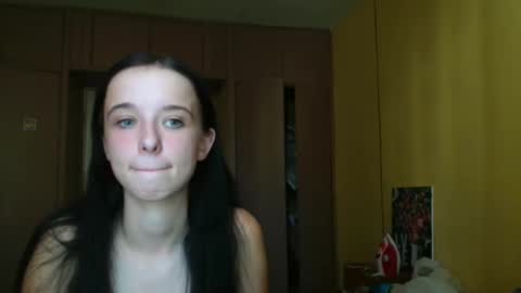 Snapshot of yuliastar chatting on September 14, 2025, 2:49 pm Yuliia online show from September 14, 2025, 2:49 pm