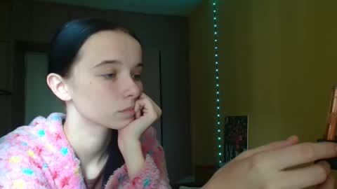 Snapshot of yuliastar chatting on September 18, 2025, 9:33 am Yuliia online show from September 18, 2025, 9:33 am