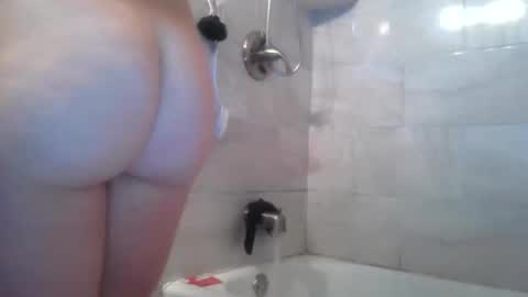 Snapshot of yumiepussyy chatting on November 6, 2025, 10:43 pm Payton kelly online show from November 6, 2025, 10:43 pm